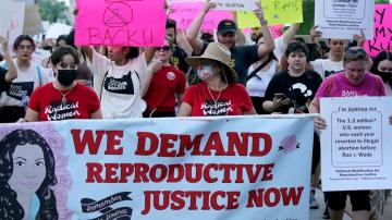 Abortion rights advocates push for 2024 ballot initiative in Arizona