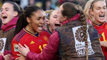 Spain 2-1 Netherlands: Salma Paralluelo winner earns Spanish first Women's World Cup semi-final