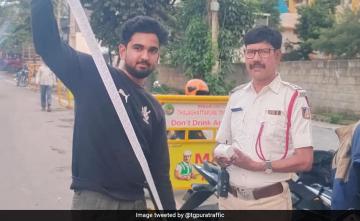Biker With 40 Traffic Challans Caught By Bengaluru Police, Made To Clear Dues