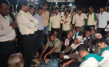 Karnataka Farmers On All-Night Protest Over Cauvery Water