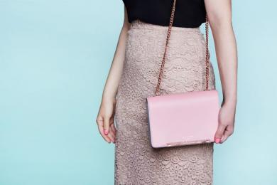 The Millennial Pink Bag That Never Weighs Me Down