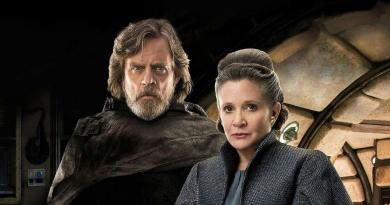 Hamill Writes Tribute to Carrie Fisher Following Episode IX Casting Announcement