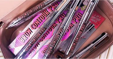 Benefit is Launching a 4-in-1 Brow Product - And It's Giving Us Major Nostalgia