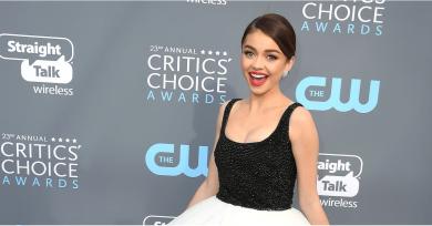 Are You a Lipstick Hoarder? Don't Worry, Sarah Hyland Is Too