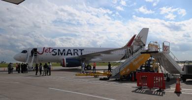 JetSMART empieza a operar sus vuelos de cabotaje en abril y vende pasajes a $ 1