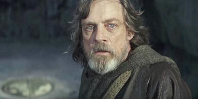 Mark Hamill Defends Unexpectedly Controversial Star Wars Reunion Photo