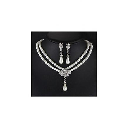 Radiant And Lovely Earing Jewellery Set - Silver