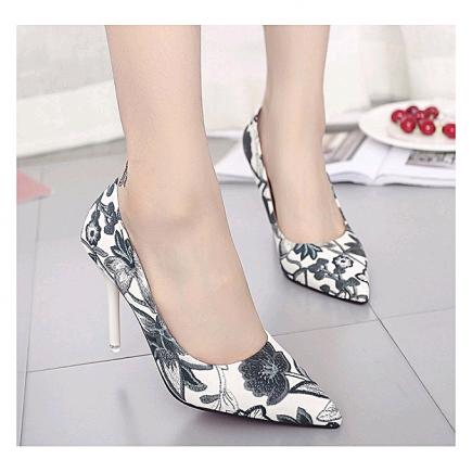 Women's Shoe-----Women's Floral Lush Heel Shoe