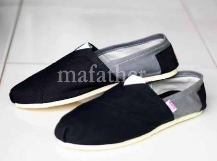 Mafather, Sepatu unisex pria dan wanita wakai abu hitam