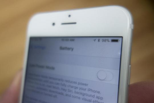 Apple’s $29 iPhone battery replacement program: Apple says batteries are available ‘without delay’