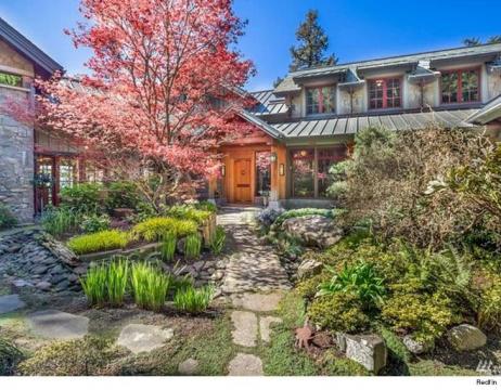 Oprah Buys Island Estate in Washington State for Over $8 Million