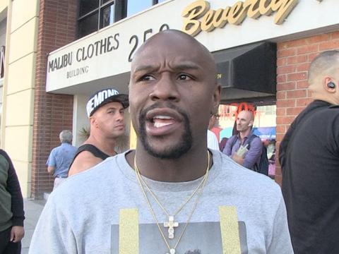 Floyd Mayweather Hits Pause On MMA, 'Not Thinking About Fighting Right Now'