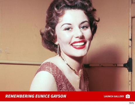 Eunice Gayson, the First Bond Girl, Dies at 90