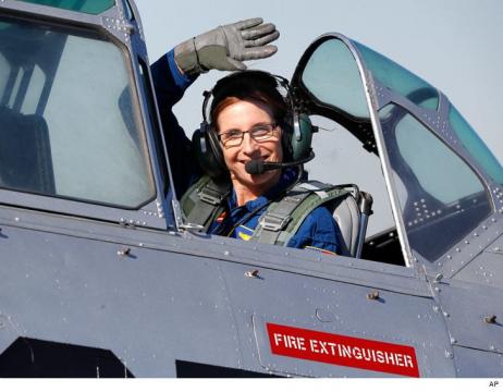 'Top Gun' Sequel Better Have Female Pilots, Says Congresswoman
