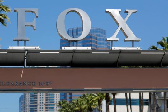 Comcast offers $65 billion to lure Fox from Disney bid