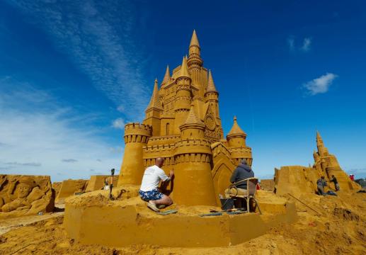 Belgium beach plays host to Hollywood sand sculptures