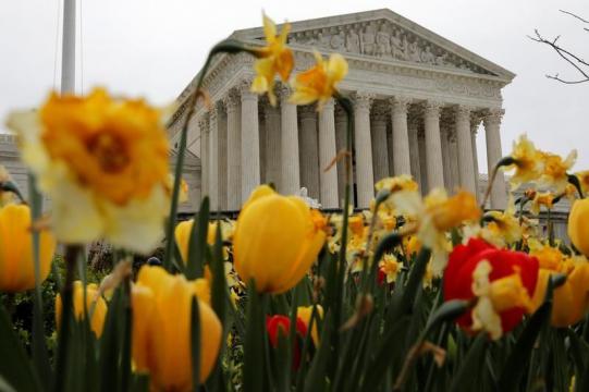 Supreme Court lets states force online retailers to collect sales tax