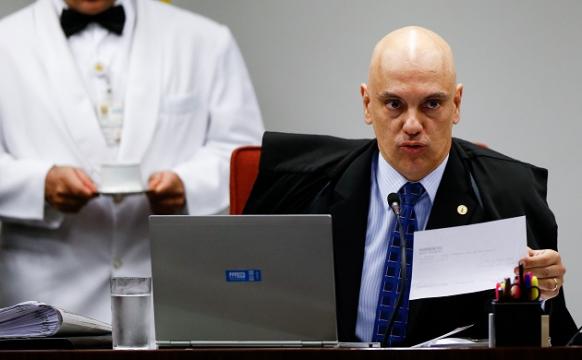 Alexandre de Moraes rejeita recurso da defesa de Lula
