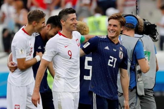 Scout da Fifa mostra 'jogo de compadres' entre Japão e Polônia