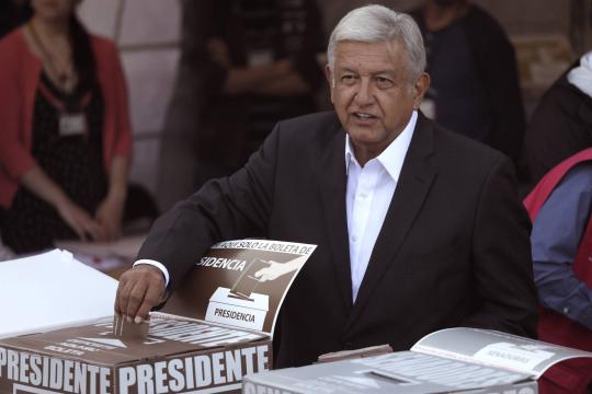 Esquerdistas latino-americanos desejam boa sorte a AMLO