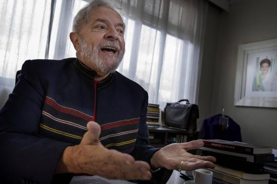 Defesa de Lula diz que 145 prefeitos foram eleitos com registro indeferido pela Justiça Eleitoral