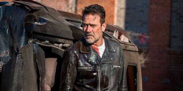 Jeffrey Dean Morgan Wishes Walking Dead Fans Would Stop Coming to His House