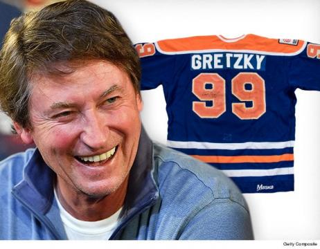Wayne Gretzky NHL Rookie Jersey Hits Auction Block, Could Fetch $400k!!