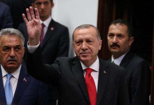 Turkey's Erdogan to name cabinet as signals action on economy