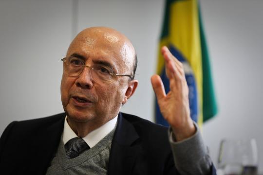 Em meio à batalha no Judiciário, Meirelles divulga vídeo em que se coloca como solução