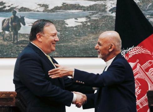 Pompeo, in surprise visit to Afghanistan, urges Taliban peace talks