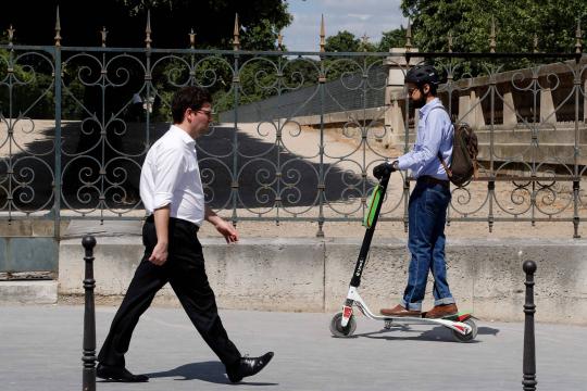 Uber investe em fabricante de patinetes elétricas