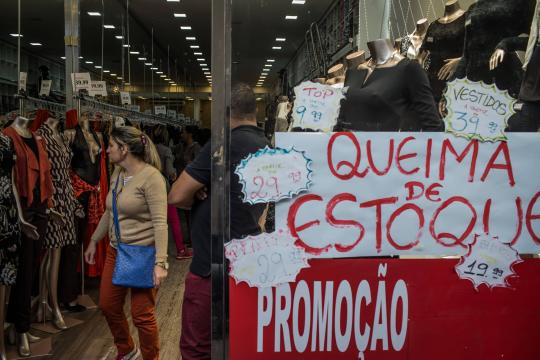 Empresas temem que ano já esteja perdido após caminhoneiros