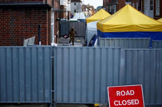 UK police recover 400 items in Novichok murder probe