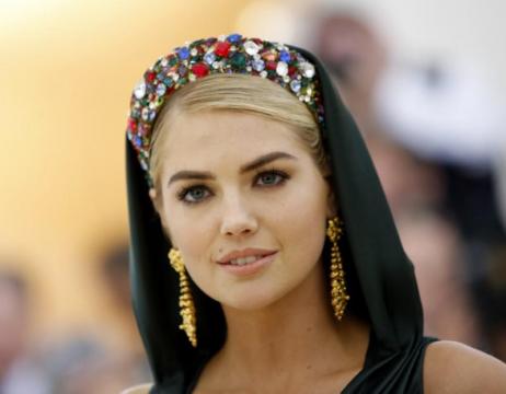 Supermodel Kate Upton pregnant with first child