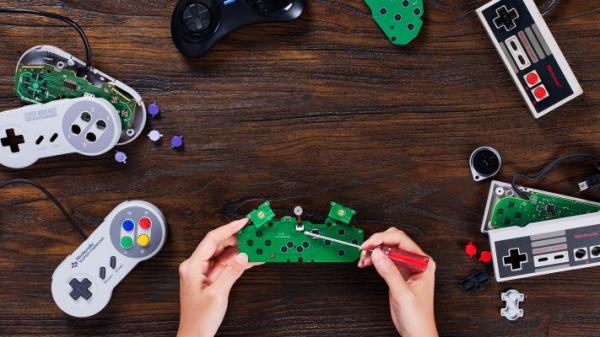 This $20 DIY kit makes your NES, SNES or Mega Drive controller wireless