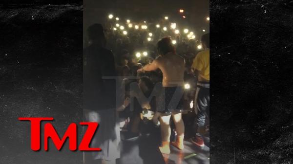 Trippie Redd Stops Show to Help Passed Out Fan