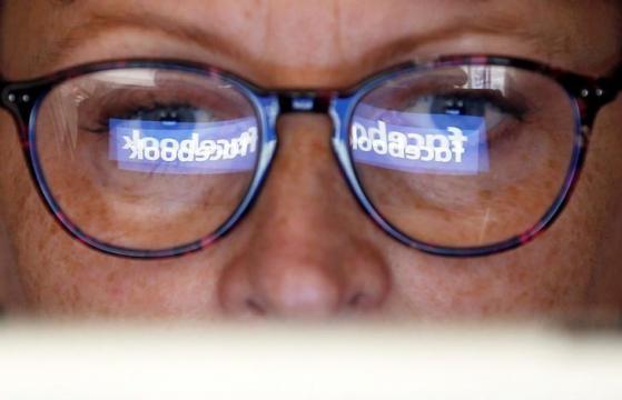 Facebook pledges tough U.S. election security efforts as critical memo surfaces