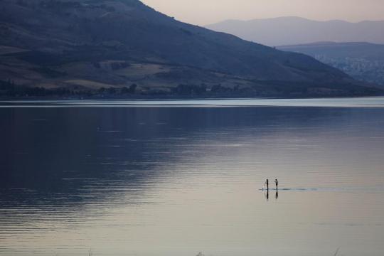 Israel searches for Syrian rocket thought to have landed in Sea of Galilee