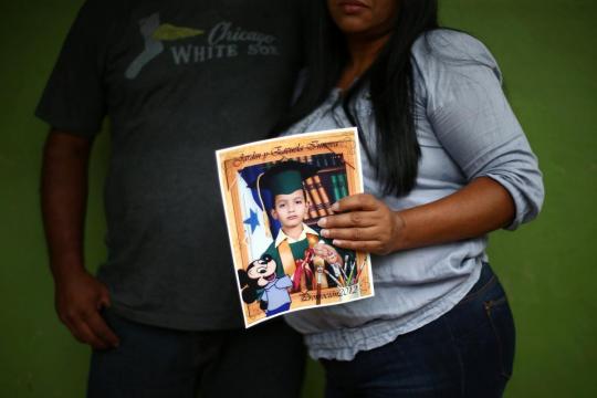 In Honduras, a father awaits news of the son U.S. officials took from him