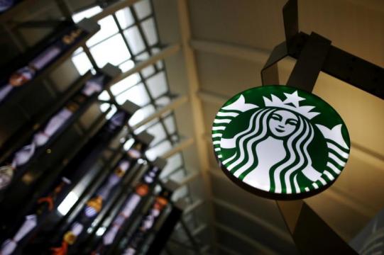 Starbucks' quarterly growth slips on competition, waning customer enthusiasm