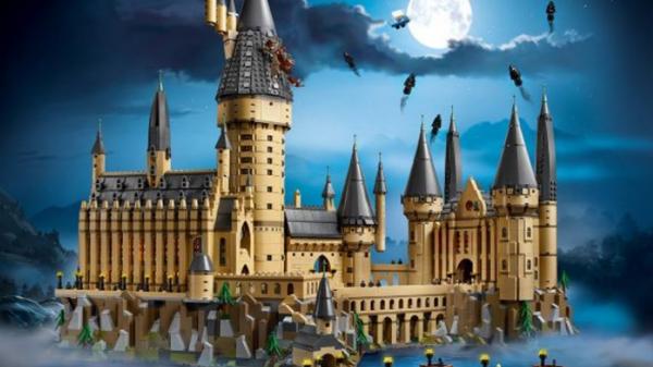This NEW Harry Potter Hogwarts Castle Lego Set Is Pure MAGIC
