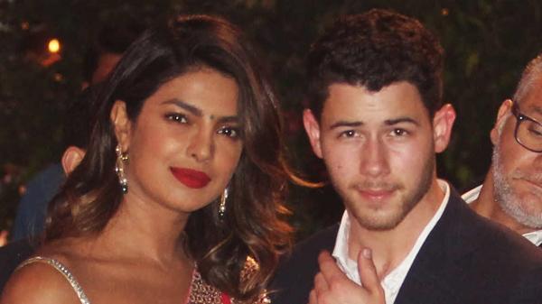 Nick Jonas & Priyanka Chopra ENGAGED After 2 Months of Dating