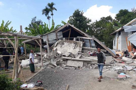 Terremoto mata ao menos 14 e deixa mais de 160 feridos na Indonésia