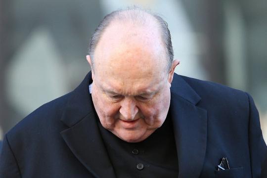 Papa aceita renúncia de arcebispo australiano que acobertou abusos