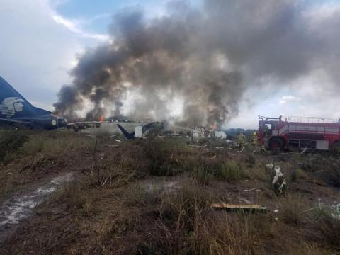 At least 65 U.S. citizens on board Mexican plane that crashed: U.S. embassy