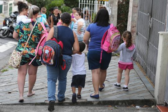 Entenda o que muda com decisão sobre idade para pré-escola e fundamental