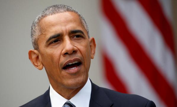 Obama dips into midterm election with first endorsements