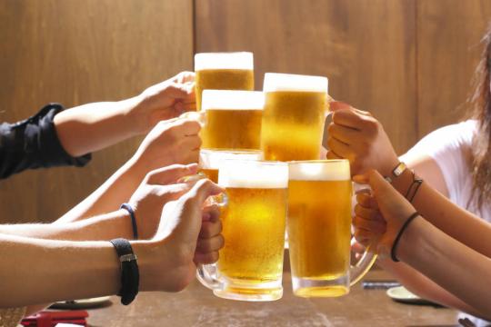 Hoje é celebrado o Dia da Cerveja, confira algumas curiosidades sobre a bebida de 11 mil anos