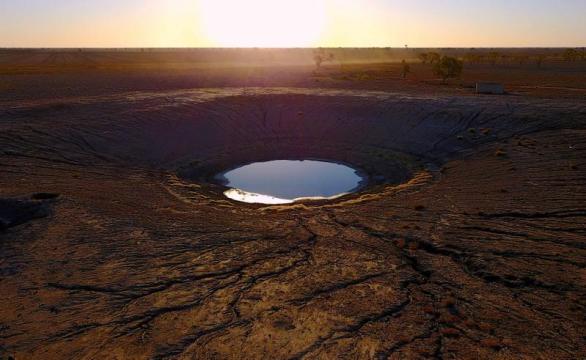 Australia announces extra $140 million aid package for drought-hit farmers