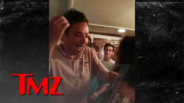 Jimmy Fallon and Wife Drunkenly Sing Guns N Roses in the Hamptons | TMZ